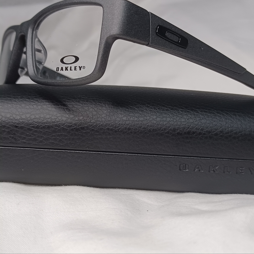 Oakley frames - Picture 4 of 5